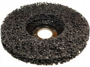 TARCZA WŁÓKNINA DO USUWANIA RDZY WŁOSY MURZYNA 125